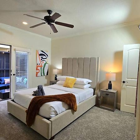 Modern Galleria Gem Private Jacuzzi 3 Br Хьюстон Экстерьер фото